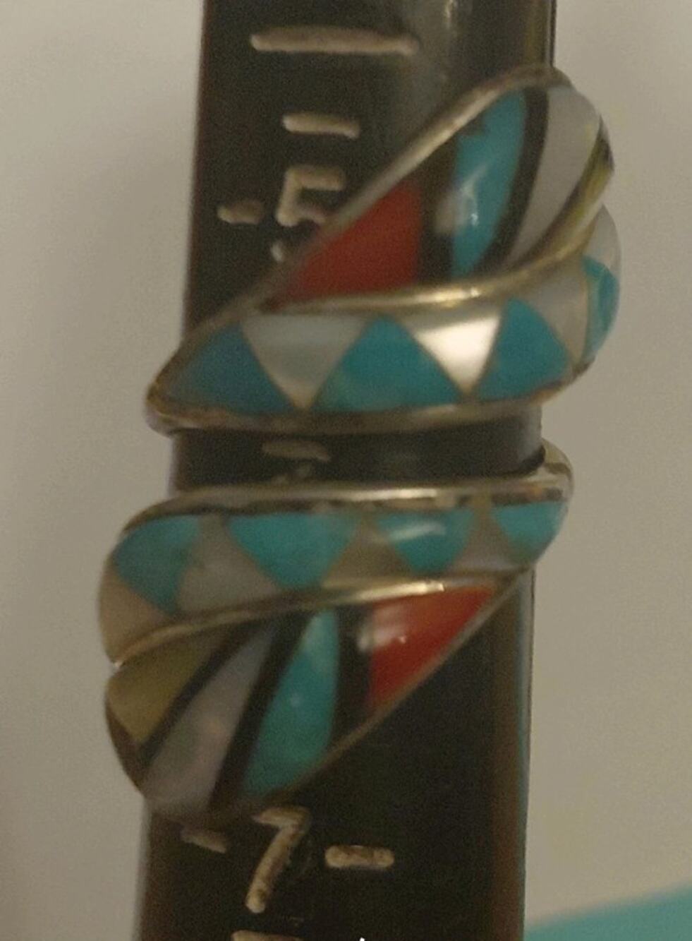vontage native. 925 sterling real turquoise and shell